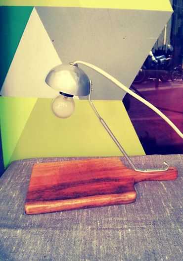 Un cucharón + una tabla + idea = objeto único